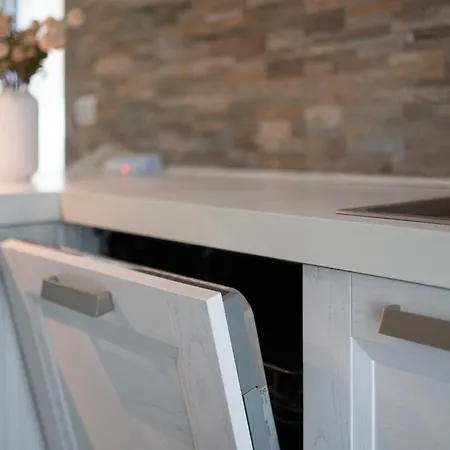 Oceanomare Sea View Διαμέρισμα *